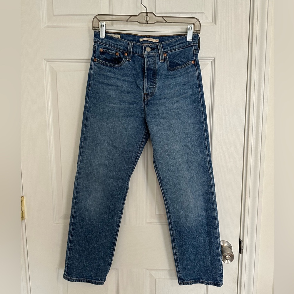 Levi’s Wedgie Straight Denim Jean